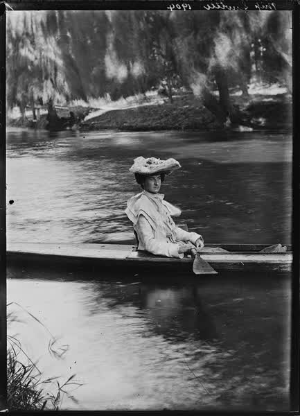 Miss Sawtill, 1904, 1904