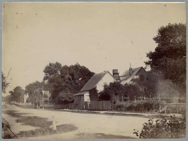 Dr Barker's house, Worcester Street, 1870
