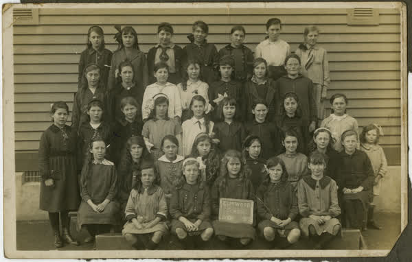Elmwood School Class Photo, 1910