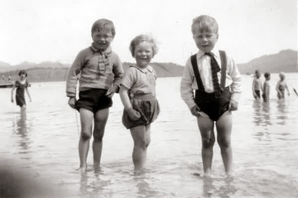 Corsair Bay, Aschoff family, 1930s, 1930