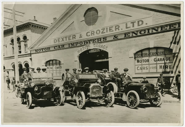 Cadillacs in Christchurch City, 1900