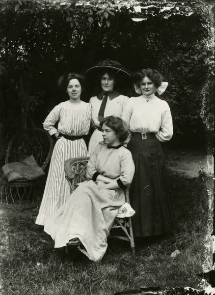 Family Group - Mother and Daughters, 1910