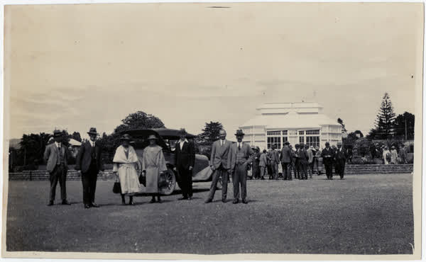 Dignitaries at an opening, 1920