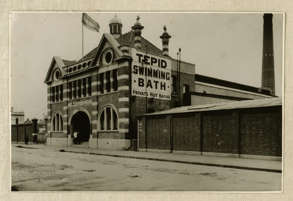 Christchurch Municipal Baths, 1912