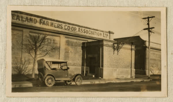 Moorhouse Avenue substation, 1921