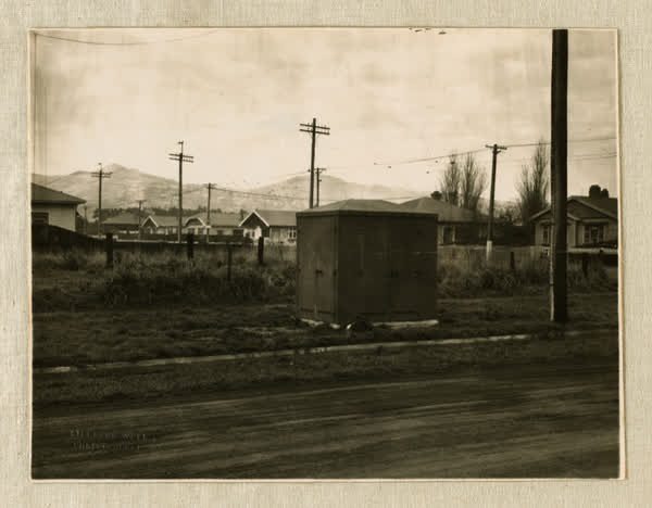 Meadowville Avenue, Spreydon substation, 1942