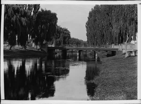 Madras Street bridge, 1904