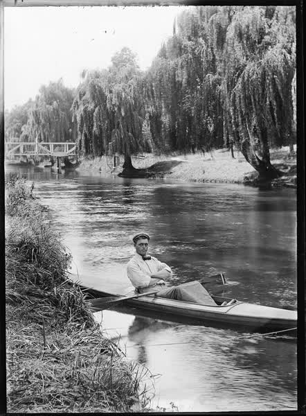 Man in a canoe on the Avon River, 1900