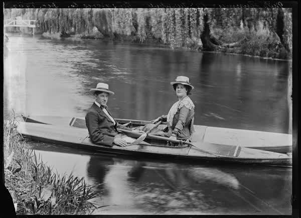 Miss Jennings and Mr. Turnbull, Musgrove's Company, December 1902, 1902
