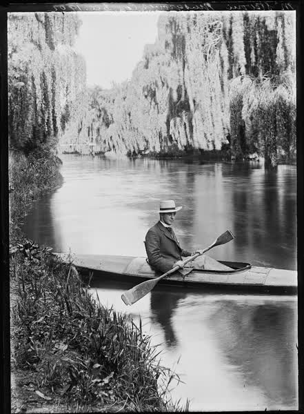 Mr. Stevoni, Musgrove's Company, December 1902, 1902