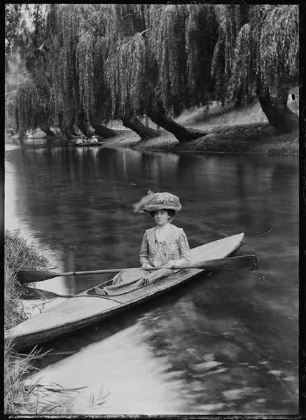 Miss Latimer, 1900