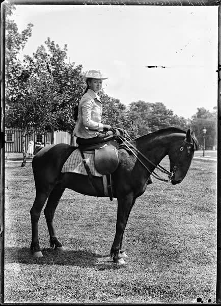 Miss Williams, February 1903, 1903