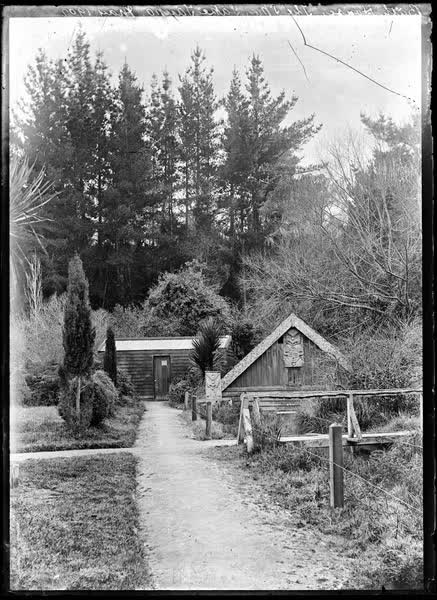 Bathhouse, The Spa, Lake Taupo, May 1902, 1902