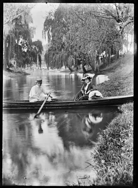 Miss Sadler and Mr. Lawson, Musgrove's Dramatic Company, April 1903, 1903