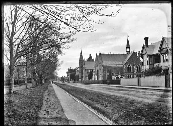 Rolleston Avenue looking north, 1900