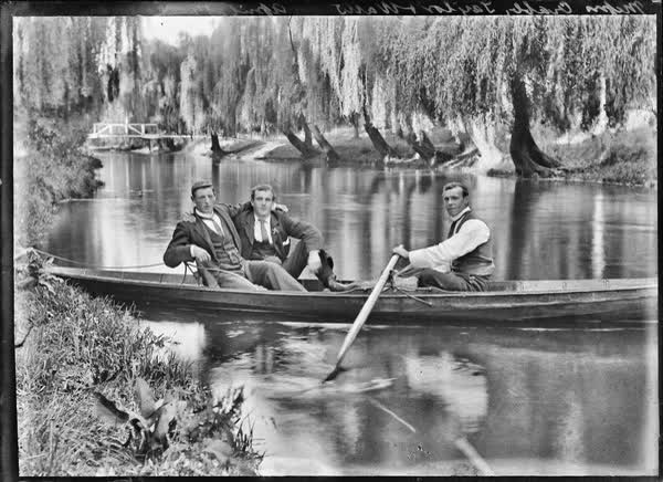 Messrs. Crabb, Taylor and Watts, April 1903, 1903