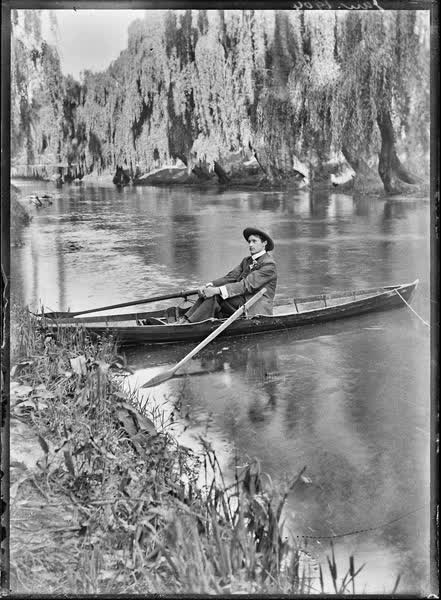 Man in a rowboat on the Avon River, 1904