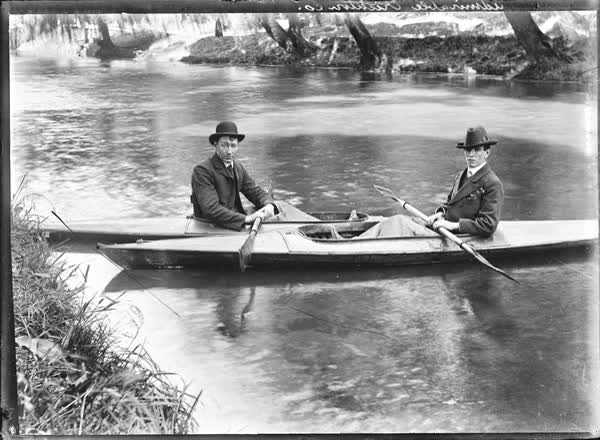 Admirable Crichton Company, 1900