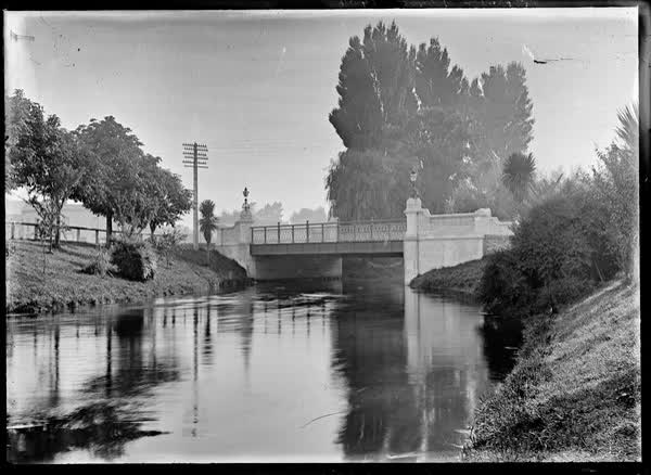 Bridge, Colombo Street, 1904, 1904