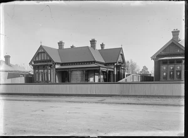 Weatherboard villa, 1900