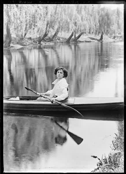 Mrs. Cherry, Musgrove's November 1903, 1903