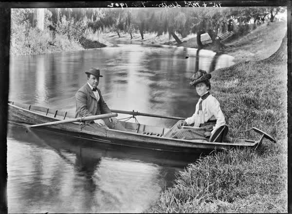 Mr. and Mrs. Seuton, February 1902, 1902