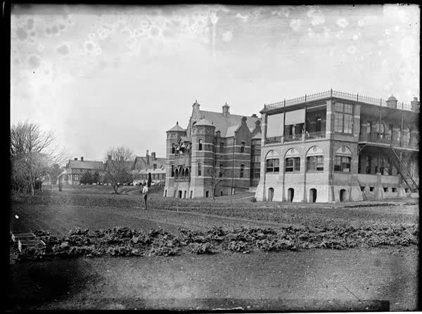 Christchurch Hospital, riverside, 1900