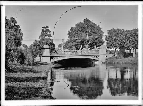 Bridge, Victoria Street, 1904, 1904