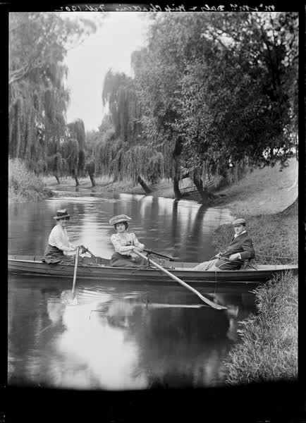 Mr. and Mrs. Daly and Miss Chatteris, February 1902, 1902