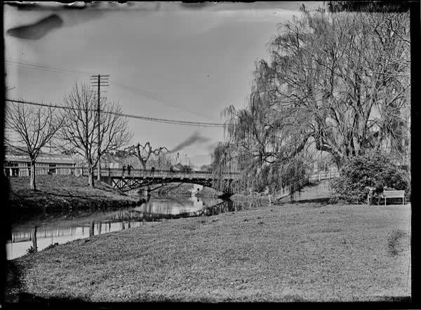 Antigua Bridge and Antigua Boat Sheds, 1900