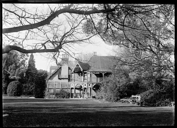 Elaborate two-storied weatherboard house or building, 1900