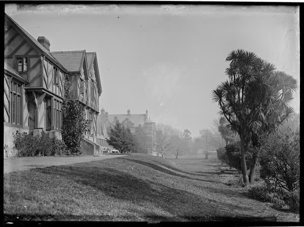 Christchurch Hospital, looking west along riverside, 1900