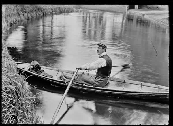 Man in a rowboat on the Avon River, 1900