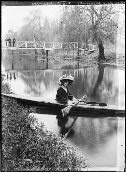 Miss Lena Henricks, Dix Company, June 1905, 1905