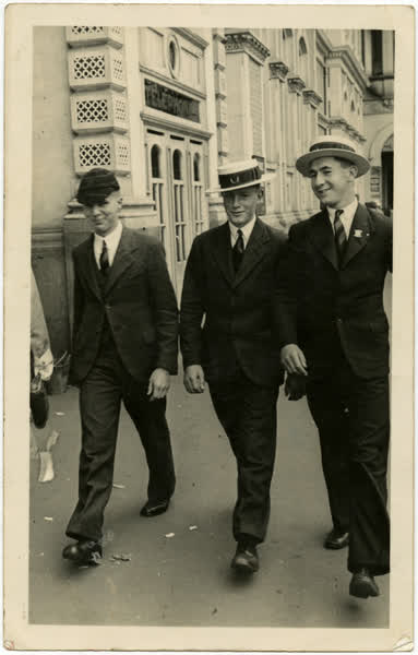 Arthur David "Bomber" Mills, Keith Thwaites and "Wiley" Wilson, 1938