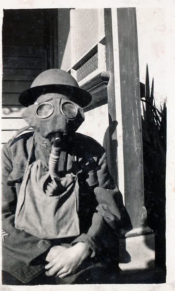 WWI gas mask and army uniform, 1919
