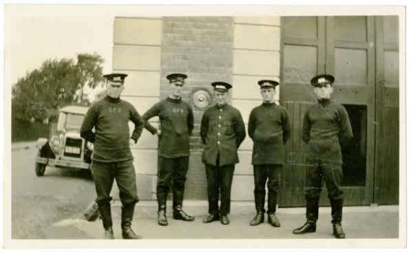 Firefighters at St Albans Fire Station, 1926
