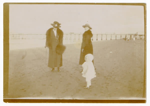 Edith Hemmings at New Brighton beach, 1930