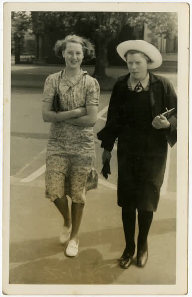 Colleen Clinton and Alice White, 1938