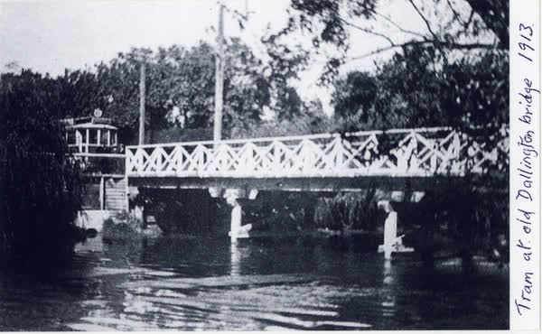 Tram at terminus of old Dallington Bridge, 1913