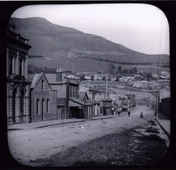 London Street in Lyttelton, 1880