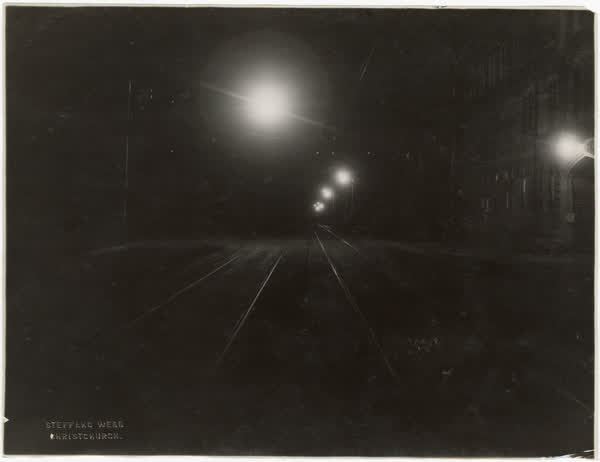 Riccarton Avenue before Osira lamps, 1934