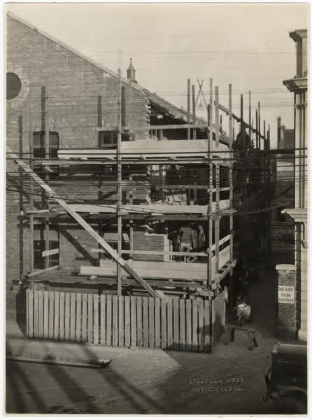 Demolition of Armagh Street substation wall, 1932