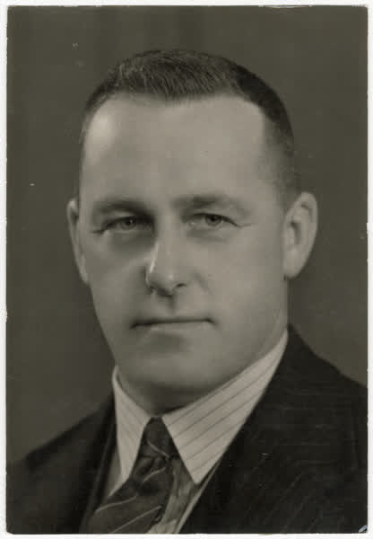 T. Milliken, 1938
