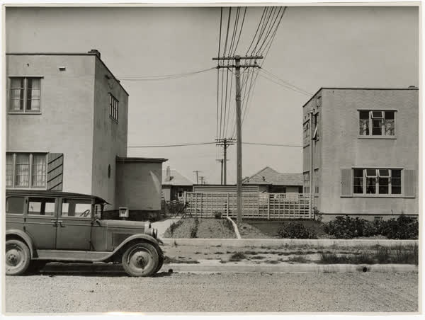 Boundary between Riccarton houses, 1941