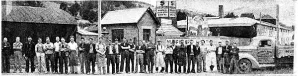 Murphy Bros Staff Photo, 1940