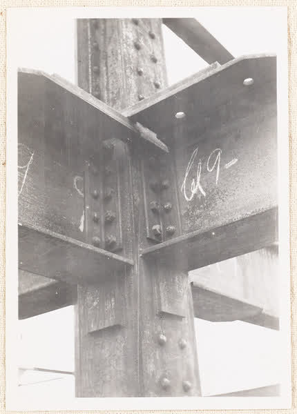 Column 9 girders, 1938