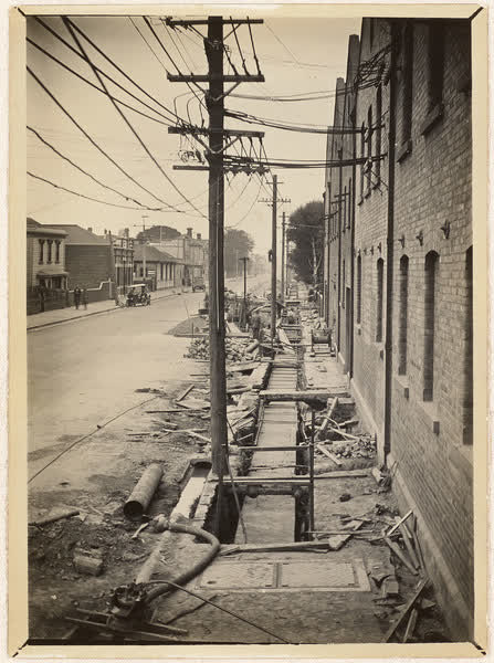 Cable duct trench on Armagh Street, 1920