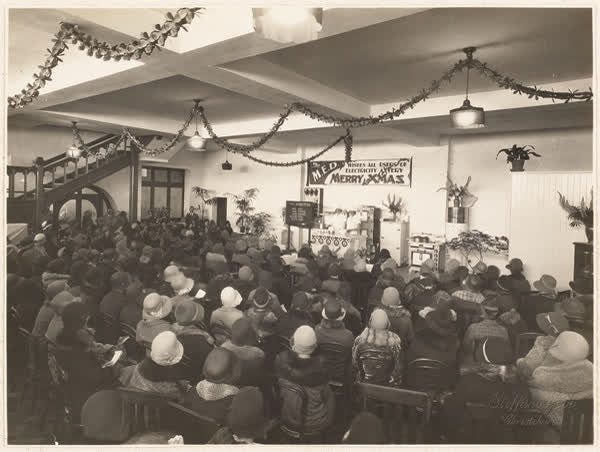 Christmas baking demonstration at MED building, 1920