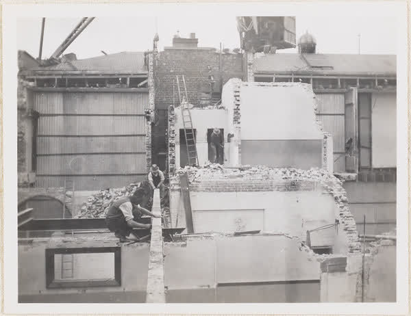 Demolition of MED building, 1937